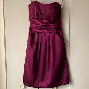 David's bridal strapless dress burgundy/maroon Prom/wedding/cocktail dress